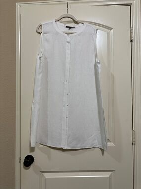Sleeveless Button-Front White Linen Tunic